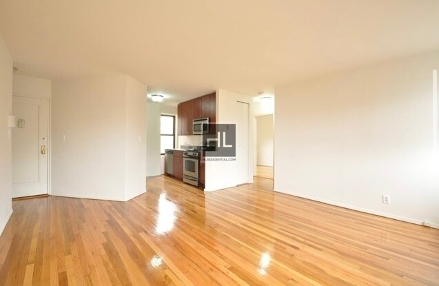 Foto del edificio - 42 AVENUE