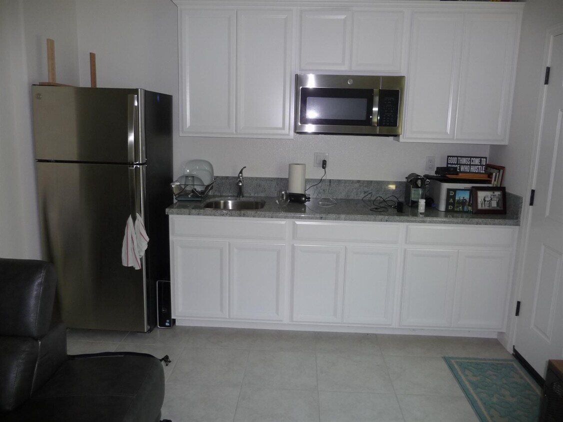 Foto principal - 12711 Thorntonhall Dr