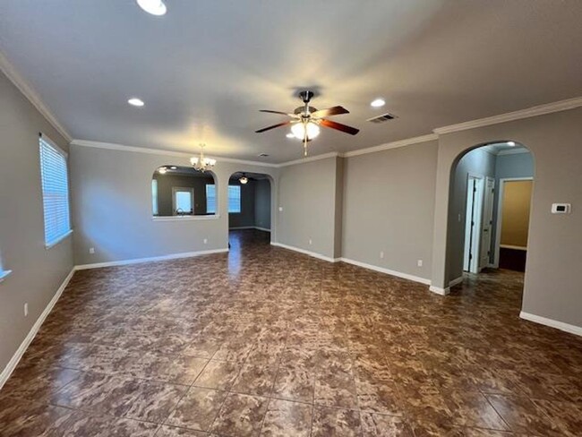 Building Photo - Executive One Story / 4 bedroom / Reserve ...