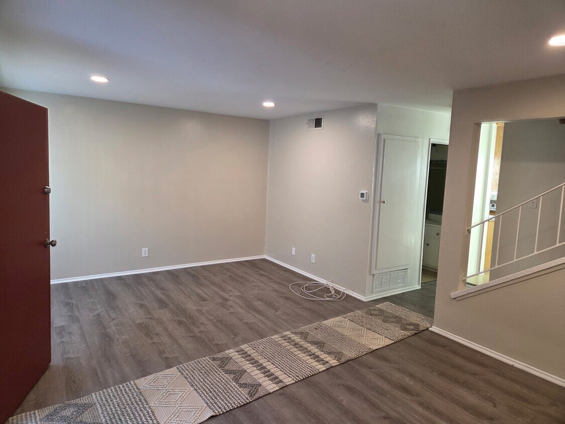 Foto del edificio - 3947 W 178th St