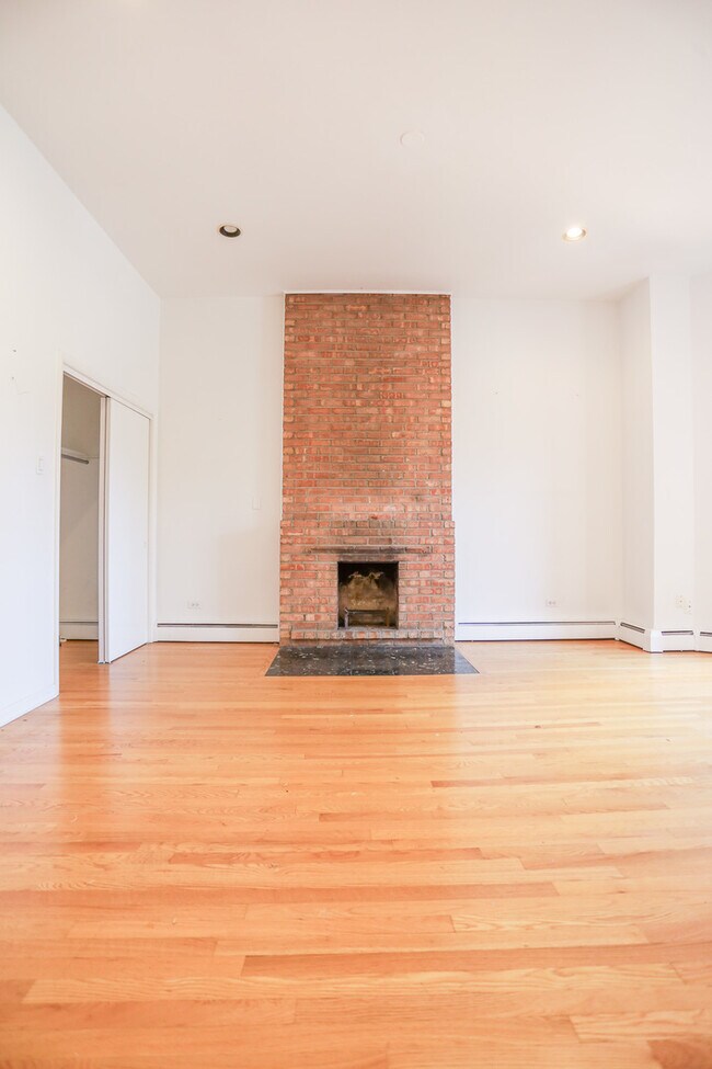 Foto del edificio - 1810 N Clark St