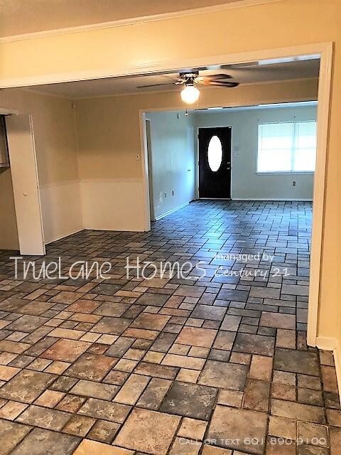 Building Photo - 3 bedroom in Jackson MS 39211