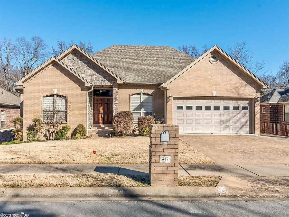 917 Cobblestone Cir, North Little Rock, AR 72116 House Rental in