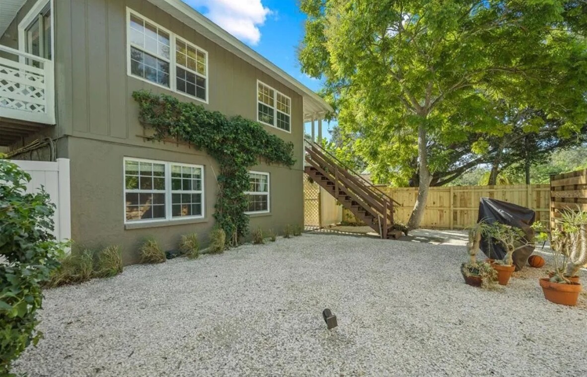 Foto principal - 4715 Hollingsworth Ave