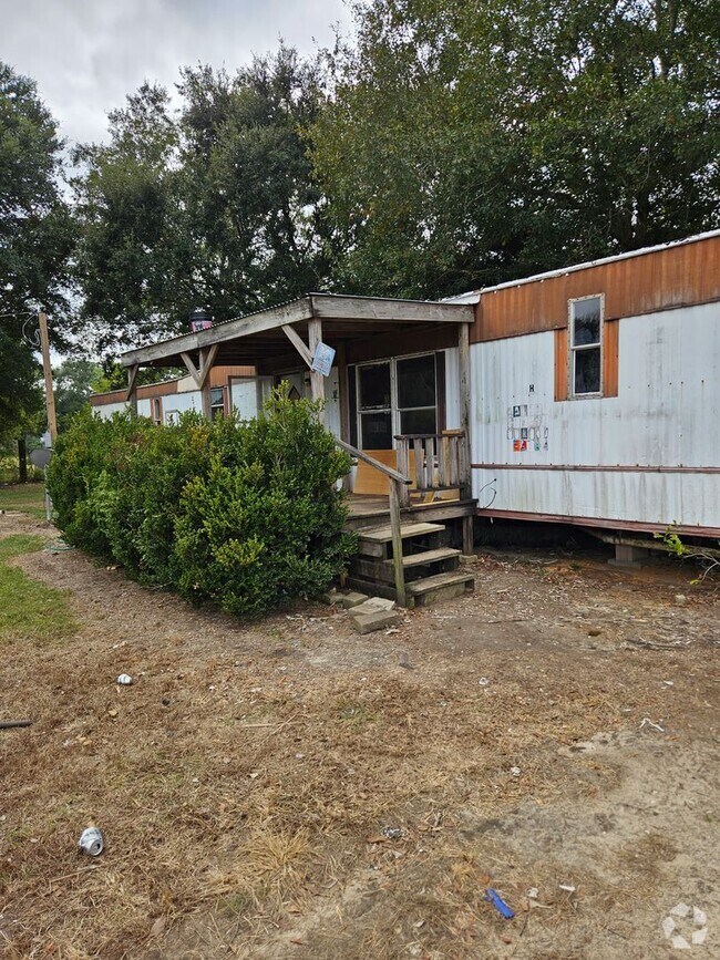 Building Photo - 10620 Magnolia Rd