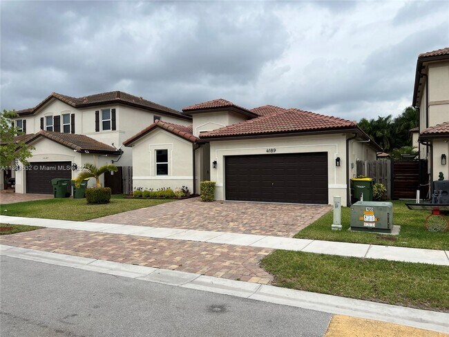 Foto del edificio - 4189 NE 20th St