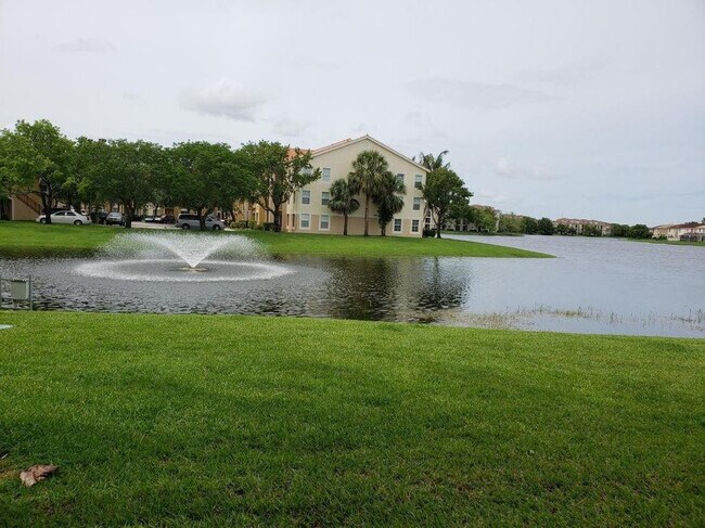 Foto del edificio - 4190 San Marino Blvd