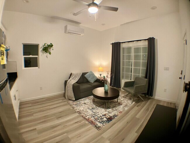 Building Photo - 4833 Rushden Ave