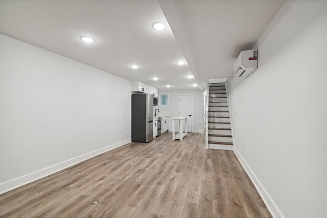 Building Photo - 36 Park St