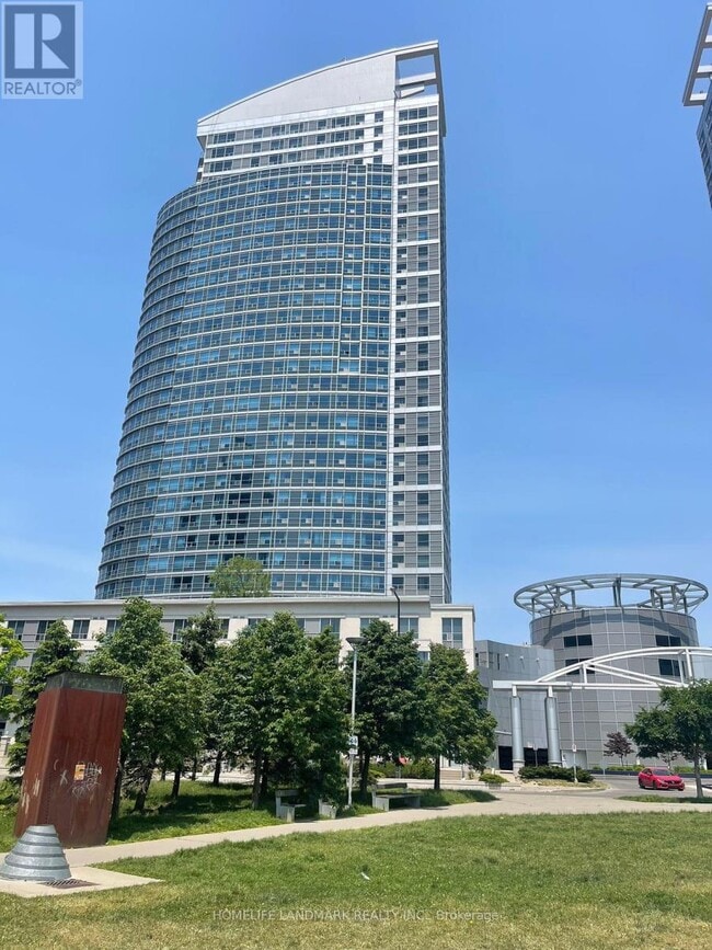 Building Photo - 36-2036 Lee Centre Dr