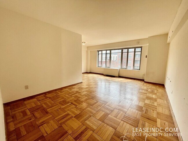 Foto del edificio - 1711 Massachusetts Ave NW