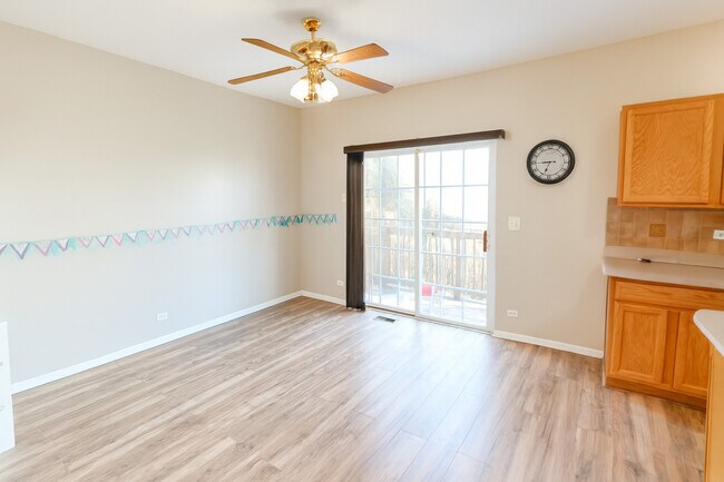 Foto del edificio - 518 Declaration Ln