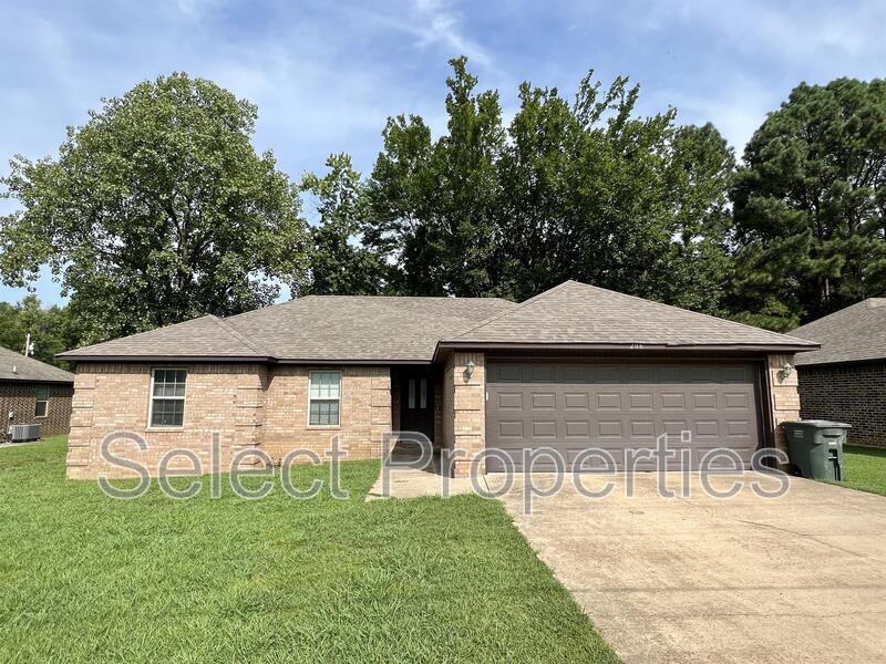 Primary Photo - 206 N Bernis St