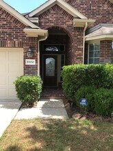 Building Photo - 19930 Kendall Lake Dr