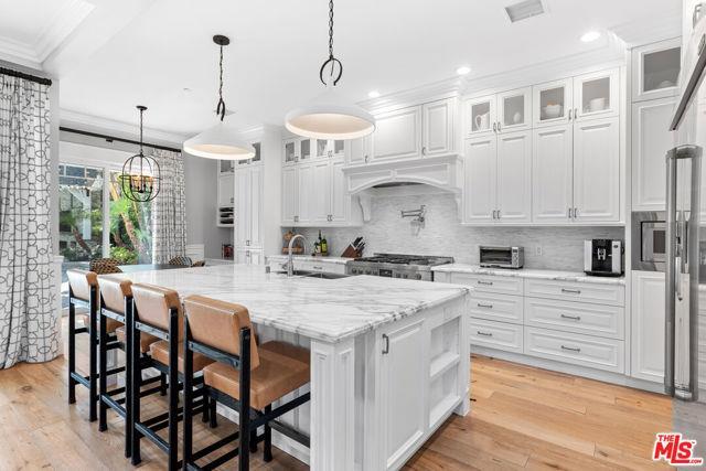 Foto principal - 12722 Landale St
