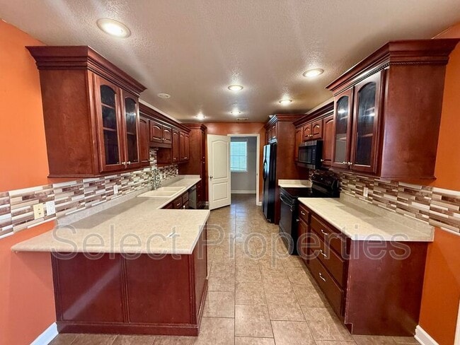 Foto del edificio - 6017 Beaver Creek Ln