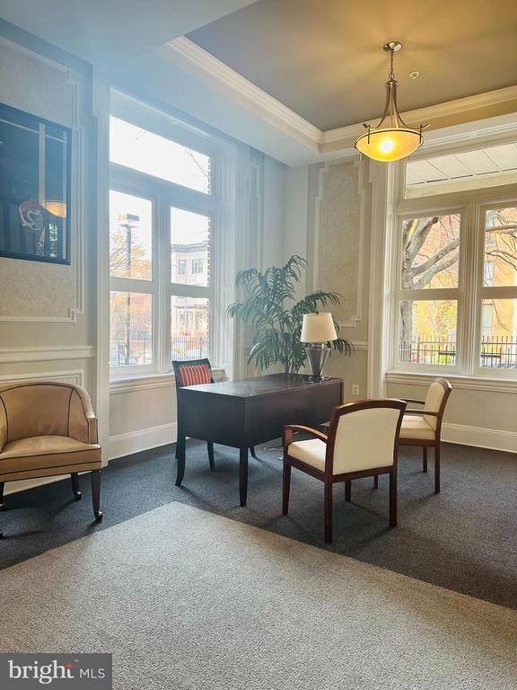 Foto del edificio - 1308 Clifton St NW
