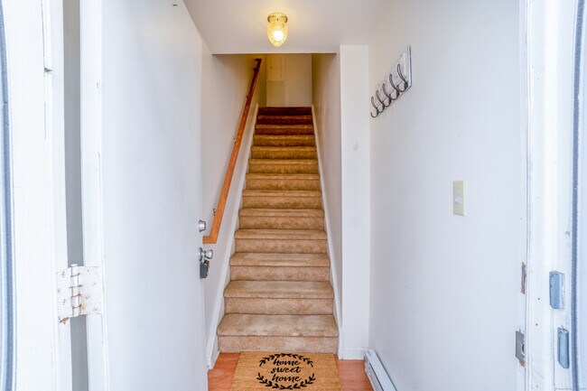 Foto del edificio - 194 Cherry St