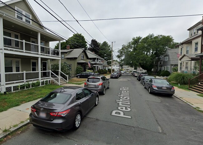 Building Photo - 66 Perthshire Rd