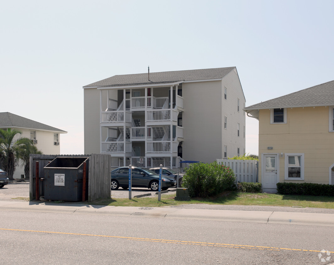 Building Photo - Sand Dunes