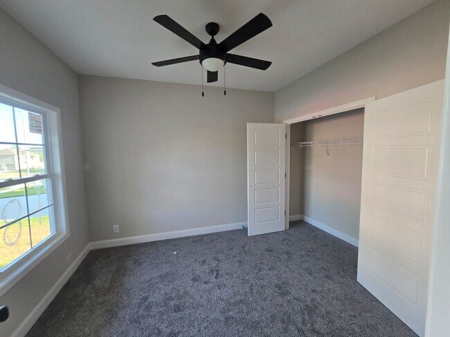 Foto del edificio - 1 Month Free! New Construction Ruby Floor ...