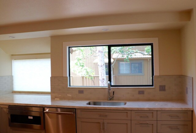 Kitchen 2 - 28 Oak Forest Pl
