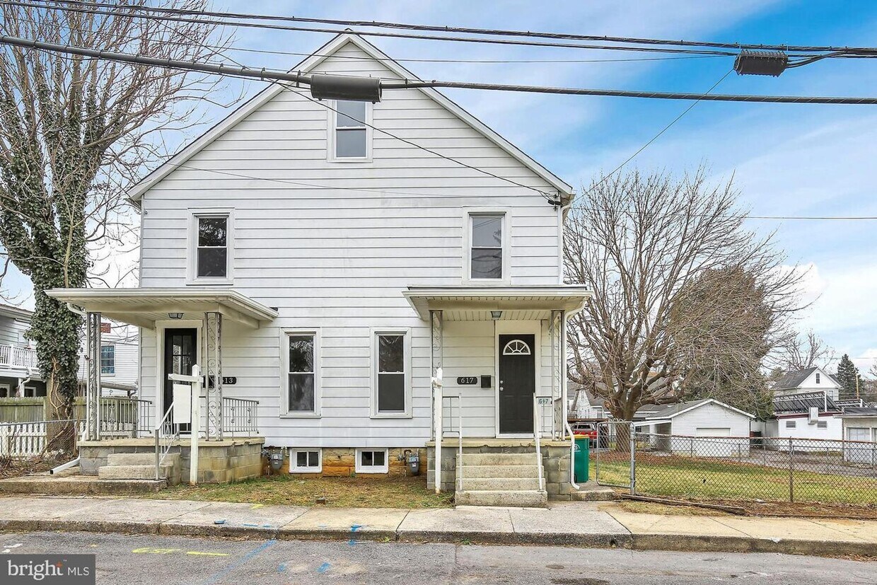 Primary Photo - Coming Soon - Charming 3 Bedroom, 1 Bath H...
