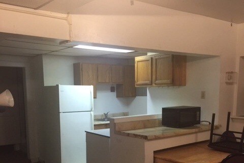 Foto del edificio - 410 Stewart Ave