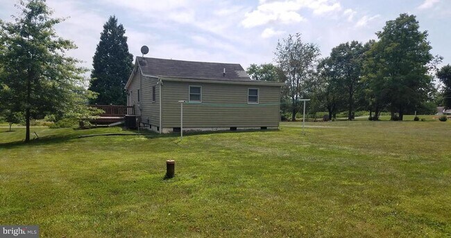 Foto del edificio - 9662 Teffeteller Ln