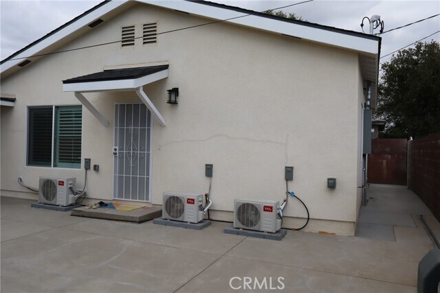 Foto del edificio - 10644 Fairhall St
