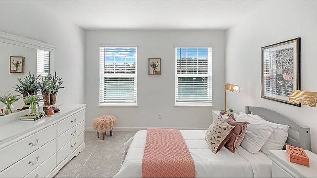 Foto del edificio - 6841 Lake Mist Ln