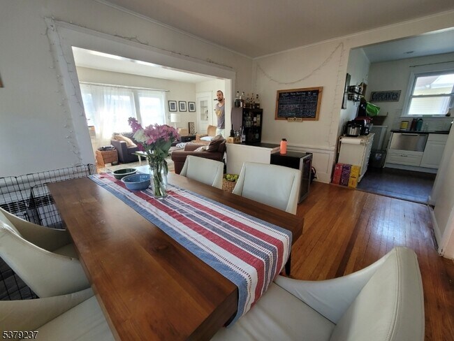 Foto del edificio - 66 Watchung Ave