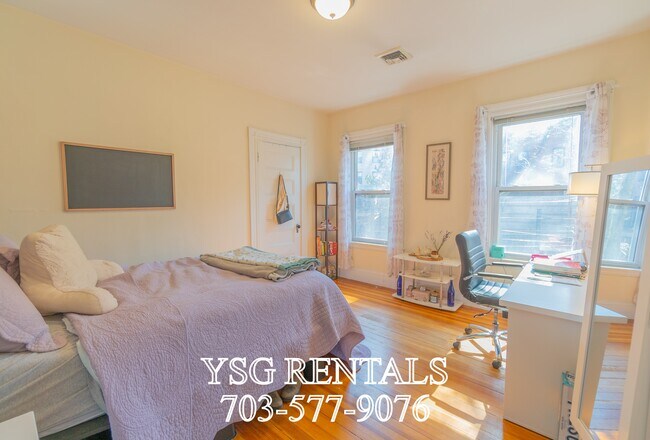 Foto del edificio - 102 Cypress St