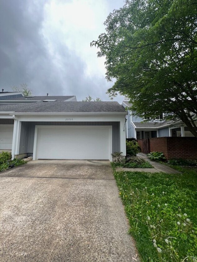 Primary Photo - CHARMING TOWNHOME LOCATED IN HIGHLAND HALL...