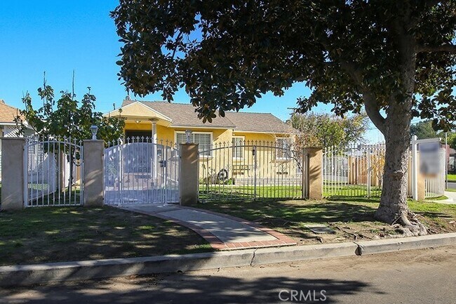 Building Photo - 7400 Blewett Ave