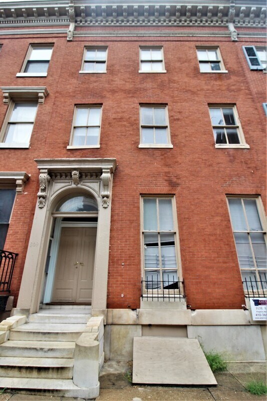 Foto principal - 809 Park Ave