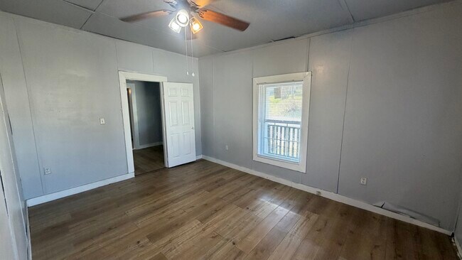 1er dormitorio - 1108 Wyllie Ave