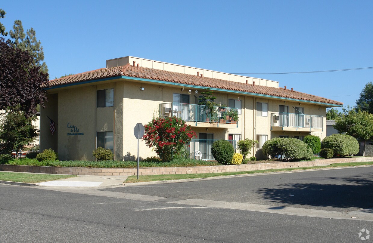 Primary Photo - Casa De Paz