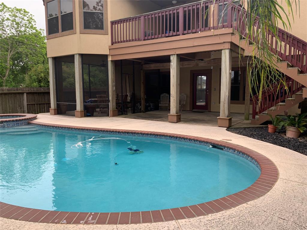 3040 Bayshore Dr, Bacliff, TX 77518 Condo for Rent in Bacliff, TX