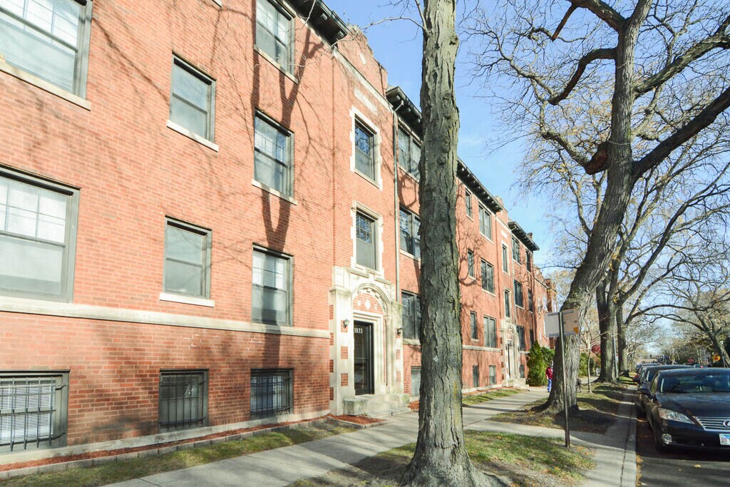 Primary Photo - 1301-1303-1033 Chicago Ave