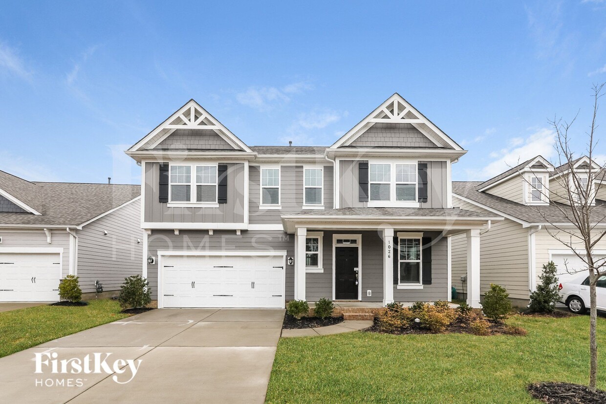 Foto principal - 1026 Mendenhall St