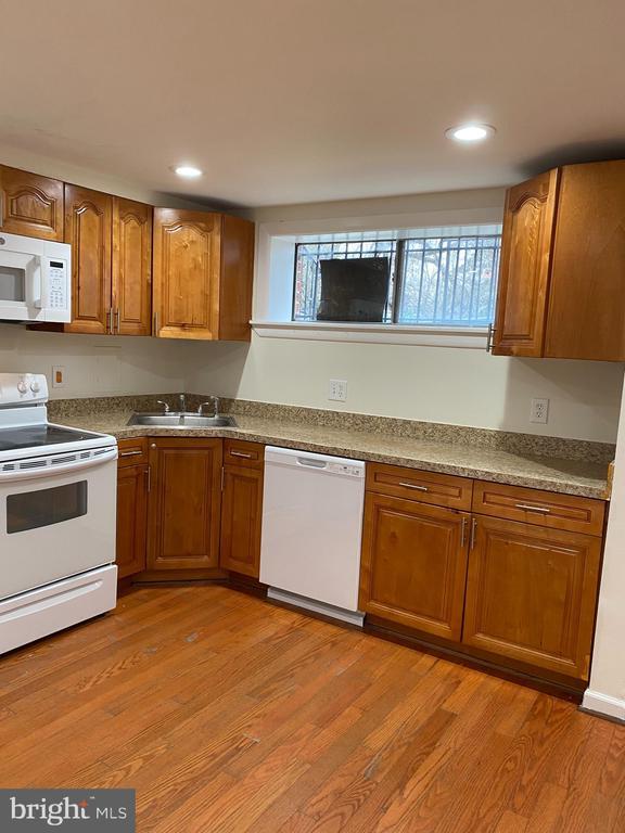 3111 Ritchie Rd, District Heights, MD 20747 Room for Rent in District