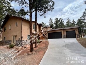 Building Photo - 715 Pembrook Dr