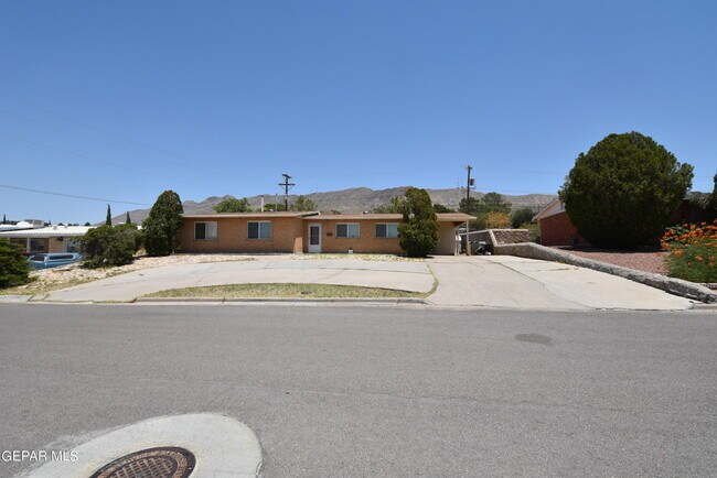 Foto del edificio - 4170 Berkshire Pl