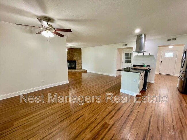 Foto del edificio - 6826 Beaver Stone Rd