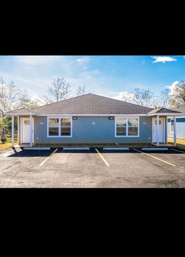 1313 Dolph St, Nacogdoches, TX 75964 House Rental in Nacogdoches, TX