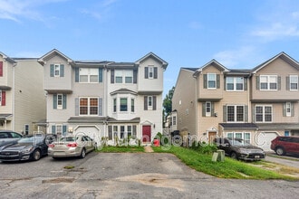 Building Photo - 6732 Cozy Ln