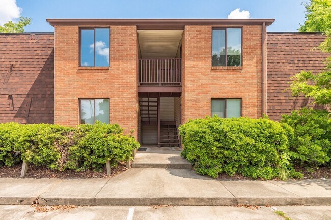 Foto del edificio - 511 Poplar St