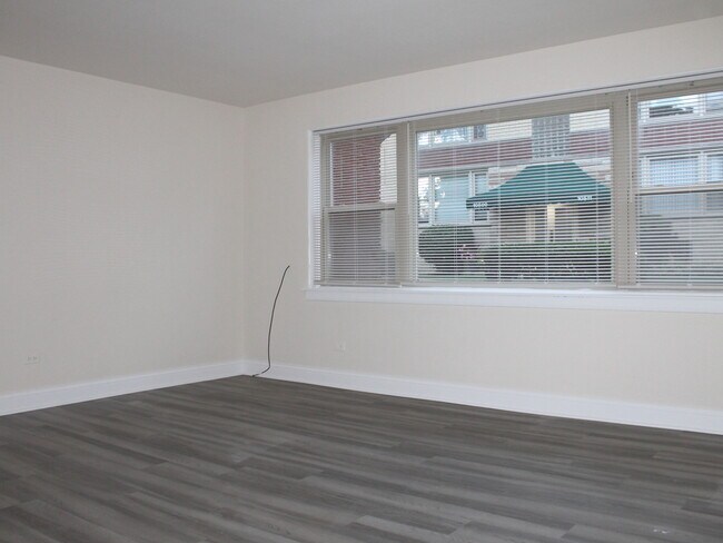 Foto del edificio - 10519 S Artesian Ave