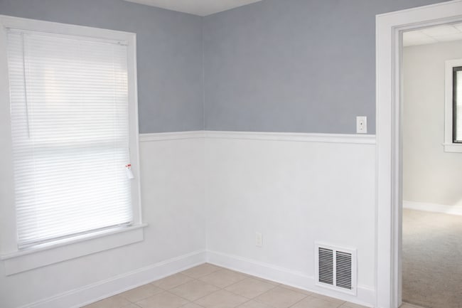 Foto del edificio - 2 Bedroom Plain Township Home for Rent